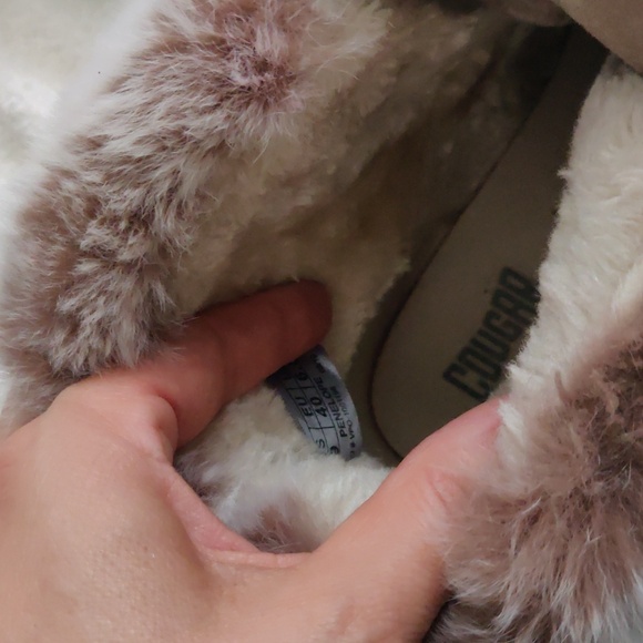 Cougar Penelope waterproof Suede & Rabbit Fur-Trim Wedge Mushroom Booties sz 9 - Picture 9 of 12